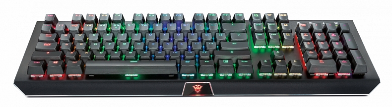 Trust začal prodávat mechanickou klávesnici s RGB a příjemnou cenou