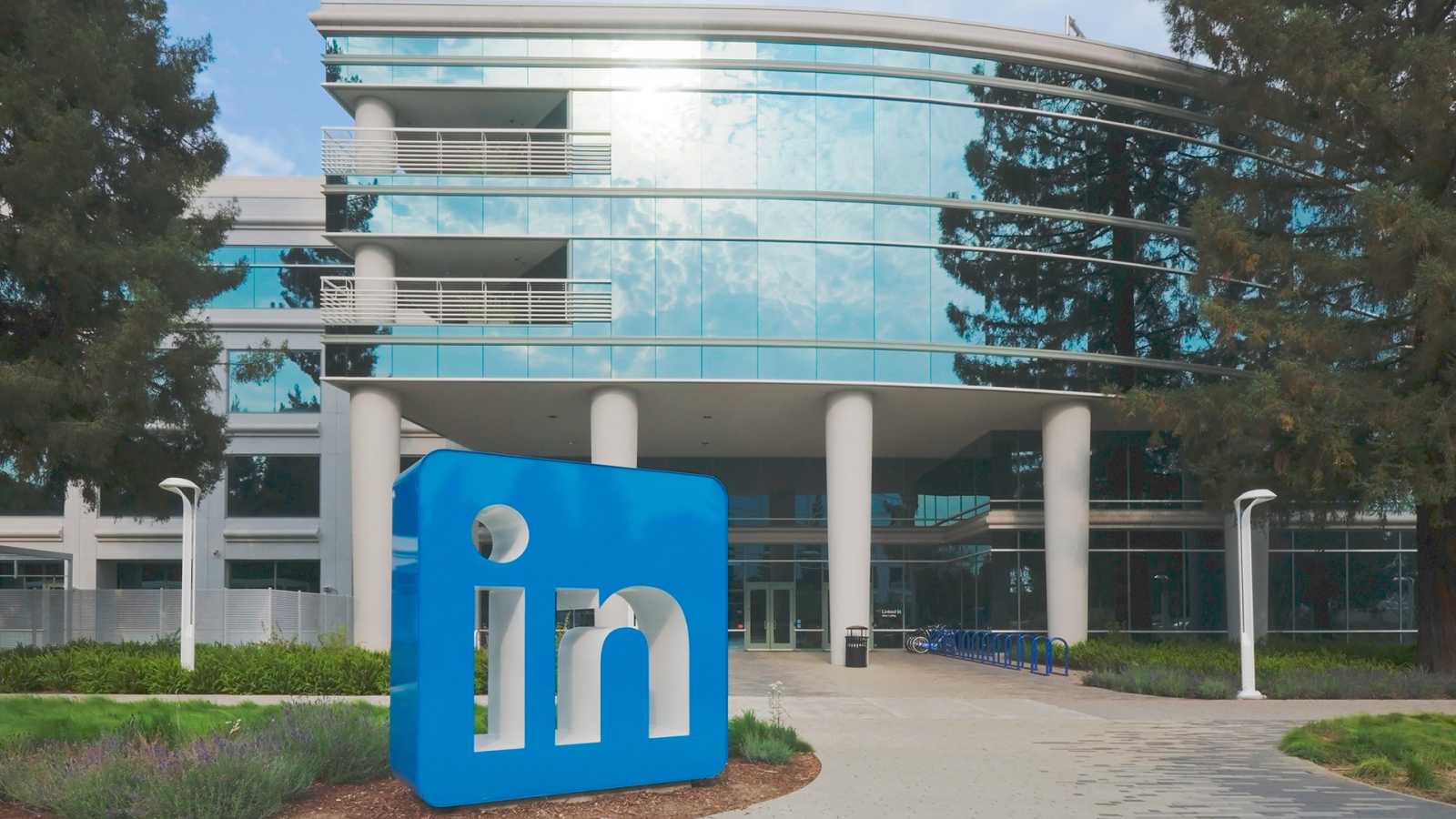 LinkedIn plánuje zařadit hry. Profesní sociální síť tím chce nabídnout uživatelům zábavu