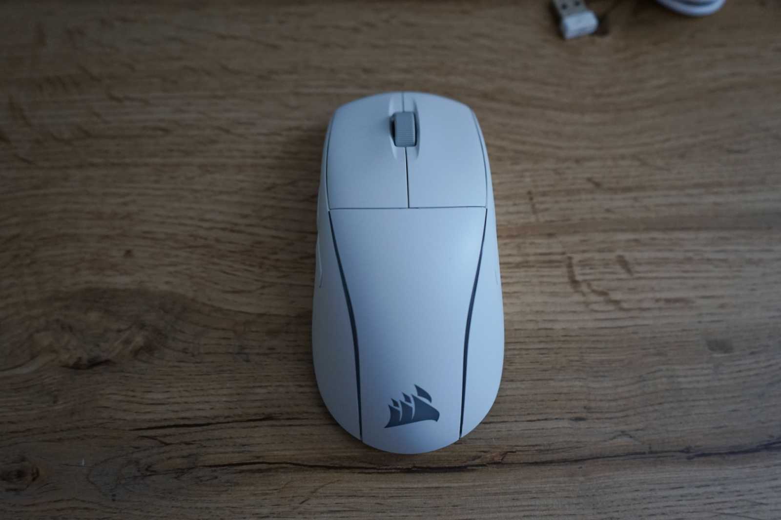 Recenze myší Corsair M75 a M75 Wireless pro prváky, leváky a hlavně hráče