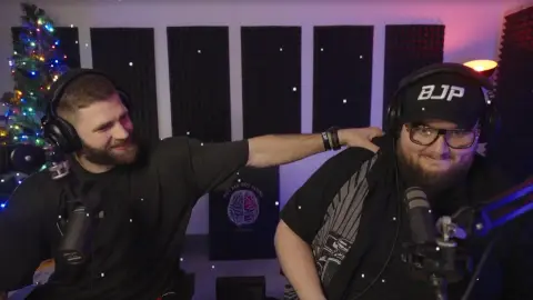 fattypillow-a-jiri-prochazka-vybrali-pres-2-6-milionu-kc