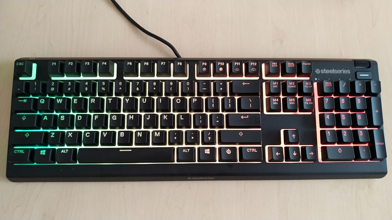 Recenze: SteelSeries Apex 3 - voděodolná herní klávesnice