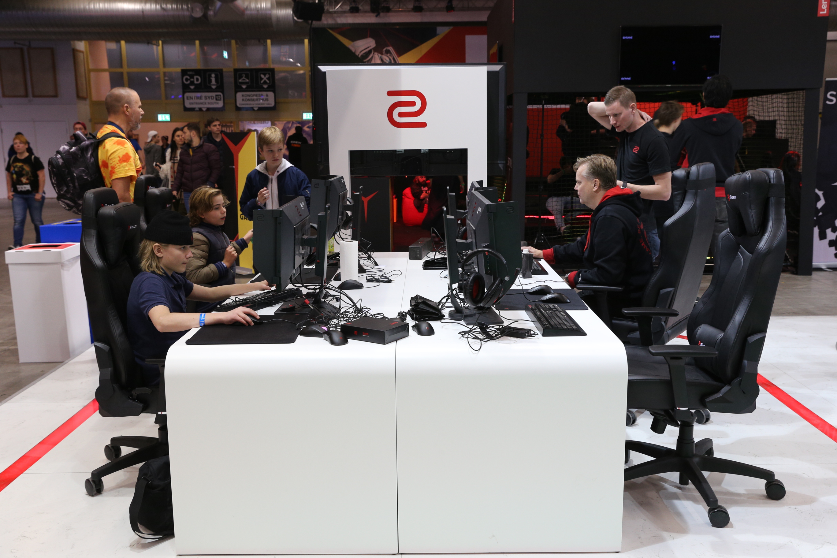 Reportáž z Dreamhack Winter aneb den plný eSportu a nových technologií