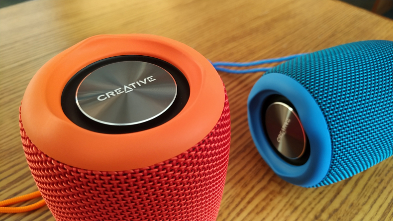 Recenze: Bluetooth reproduktor Creative MUVO Play - barevné tóny