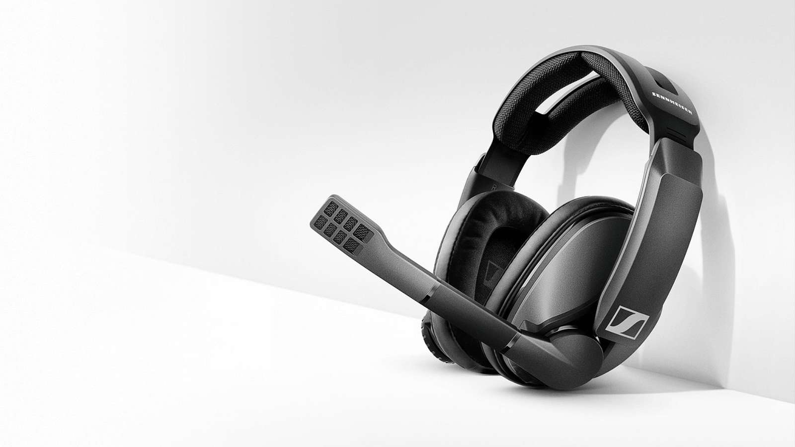 Headset od Sennheiser slibuje 100 hodin na baterii