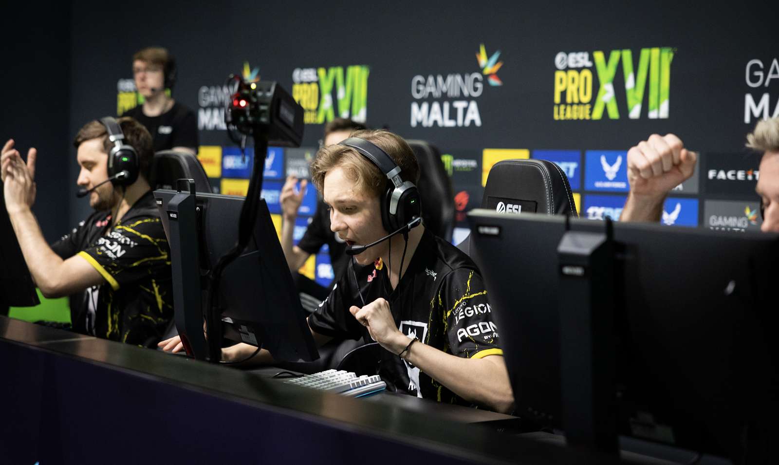 Série výher G2 na Nuke je pryč, fnatic bojují o další postup