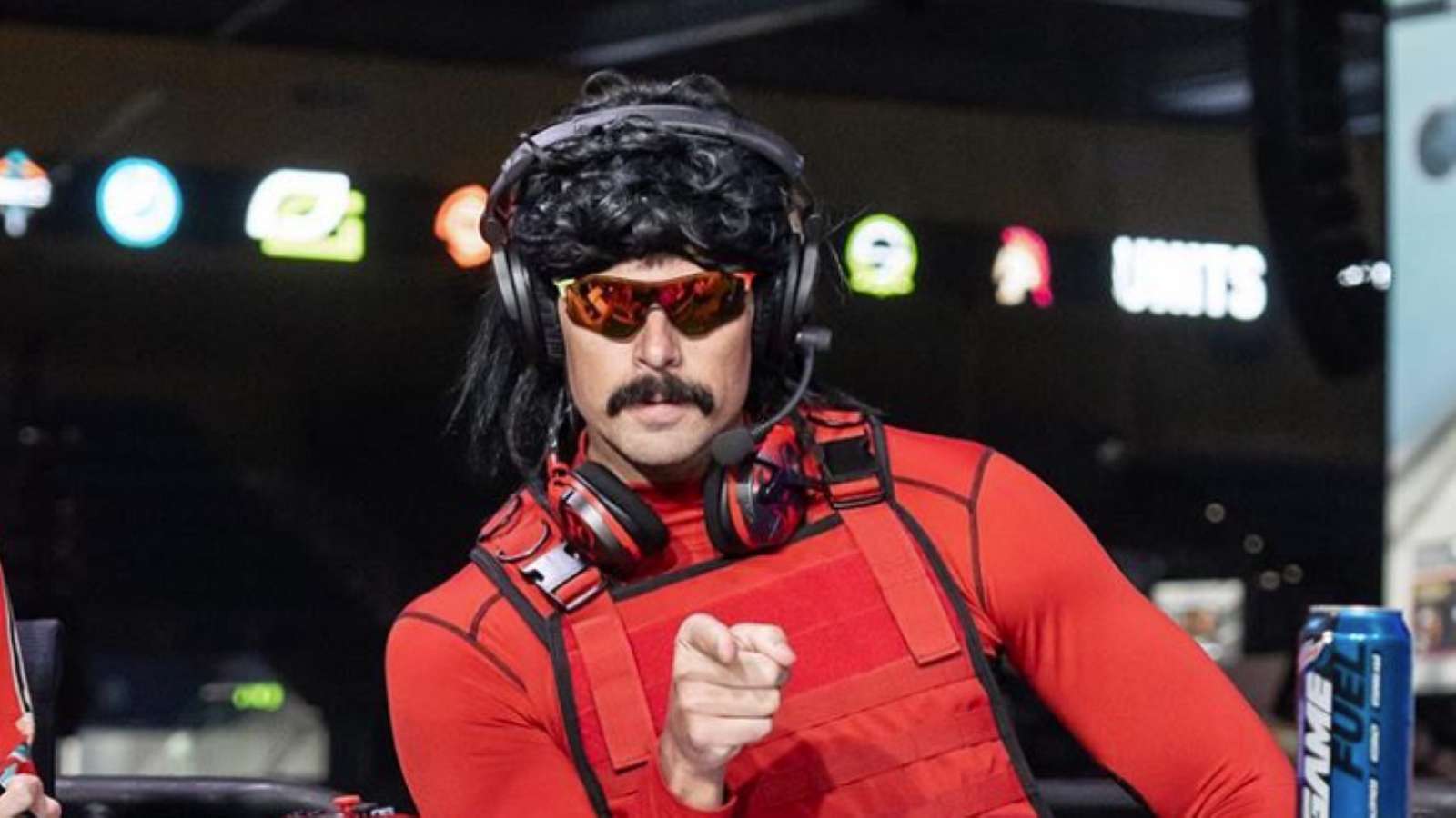 Dr Disrespect: lootování ve Warzone 2.0 je příšerně zpracované