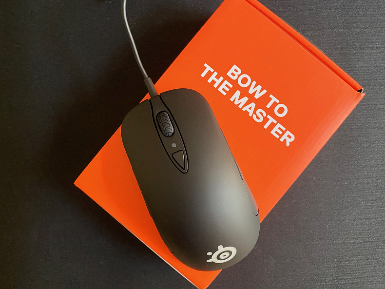 Recenze: SteelSeries Sensei Ten - legenda se vrací v uhlazeném stylu