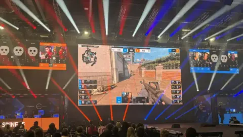 sinners-v-semifinale-mcr-porazili-unity-v-tesnem-utkani