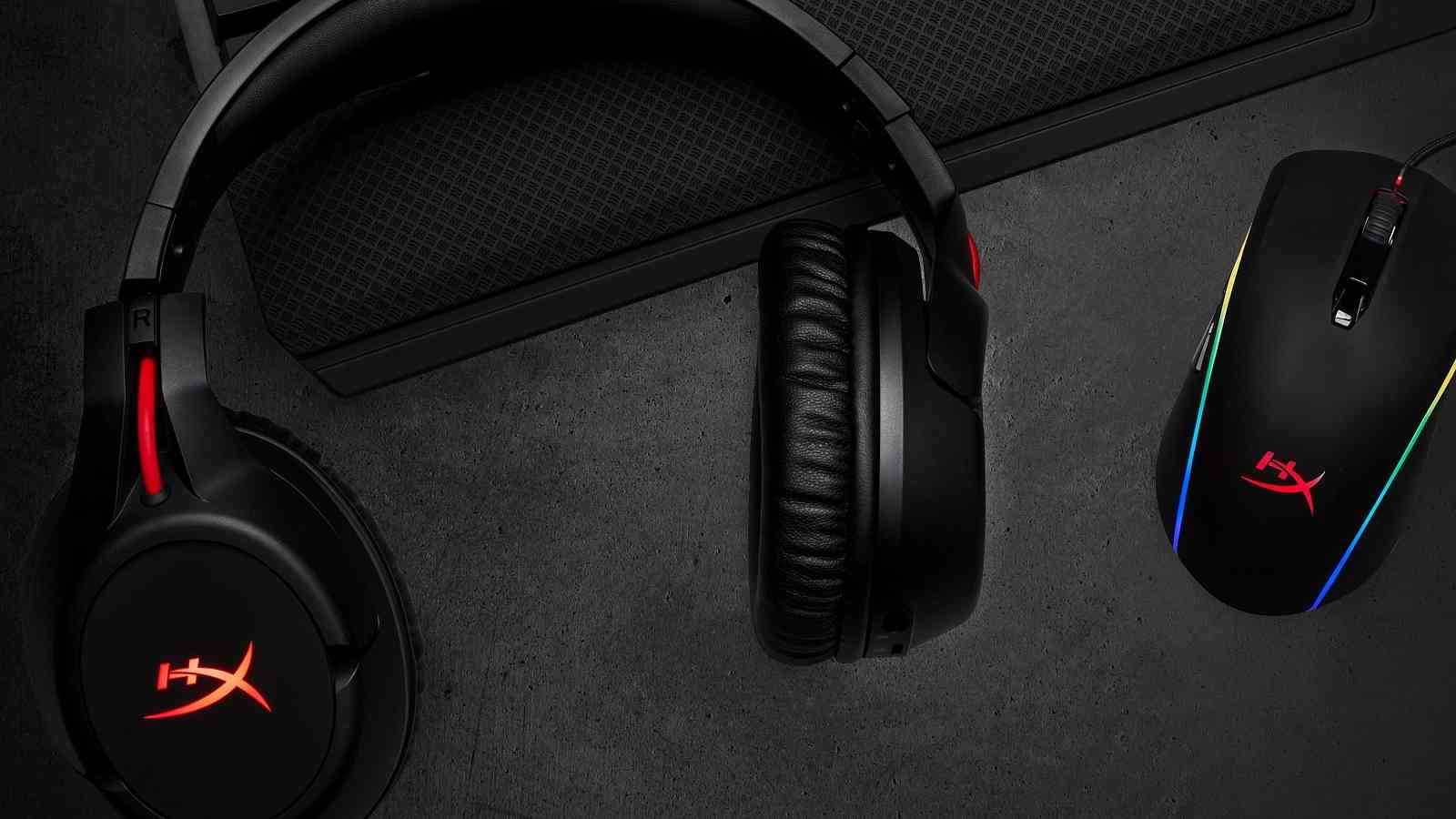 HyperX uvádí první bezdrátový headset Cloud Flight