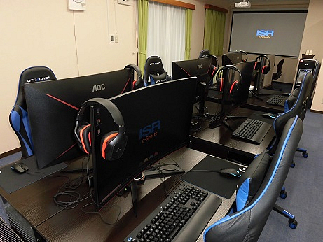 Otevřeno esport centrum pro seniory