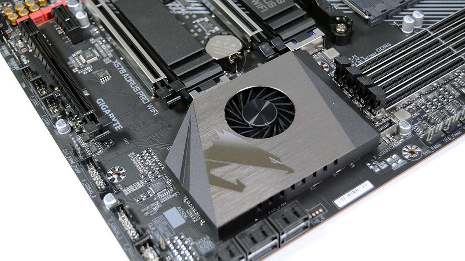 AMD připravuje čipset X570S, měl by nabídnout pasivní chlazení