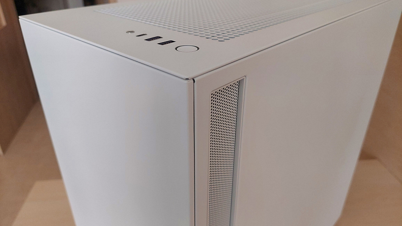 Recenze NZXT H7 - elegantní počítačová skříň se stylem a praktičností