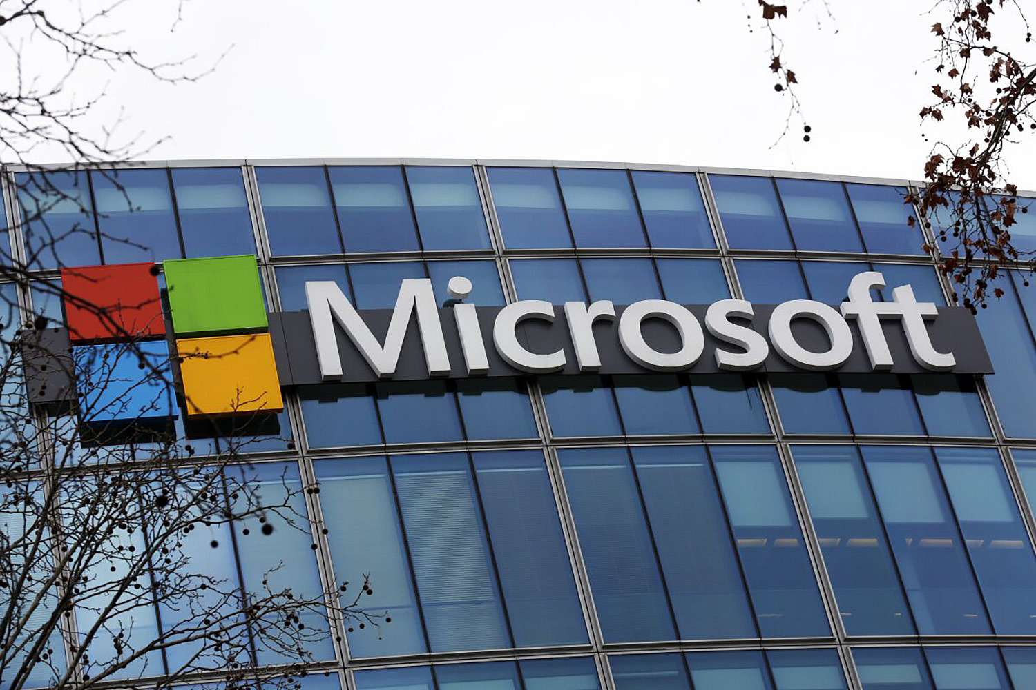 Microsoft pořádal interní schůzi. Hlavním tématem bylo uklidnění zaměstnanců