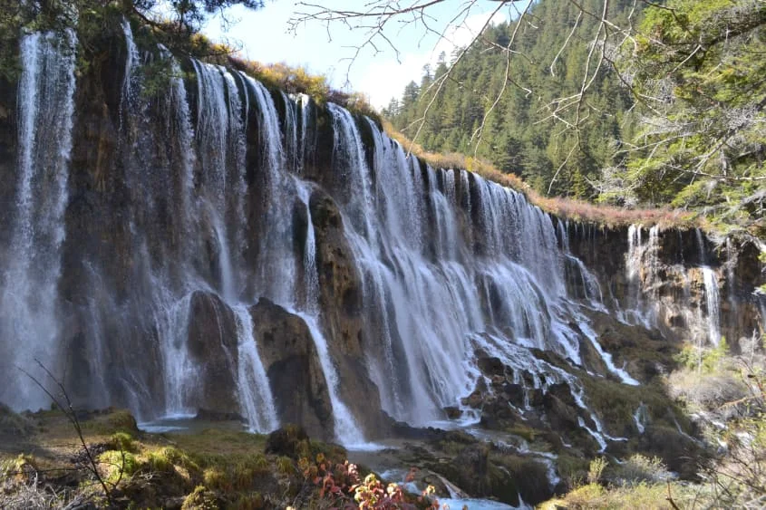 Thác Nhật Nhược Lang: Thác Nước Hùng Vĩ Bậc Nhất Cửu Trại Câu