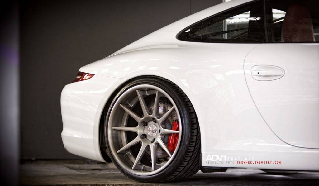 White Porsche 991 911 Rolling on ADV.1 Wheels - GTspirit