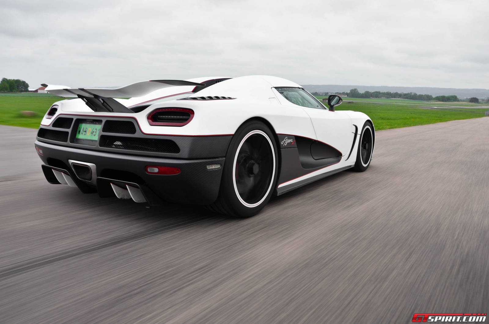 Koenigsegg agera r фото