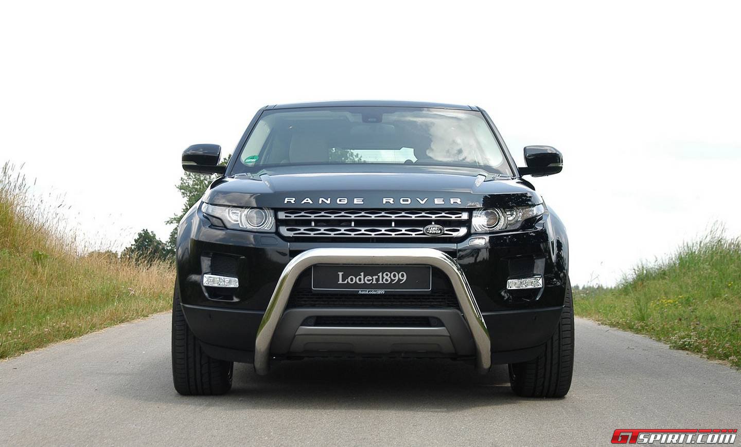 Official Loder1899 Range Rover Evoque OffRoad GTspirit