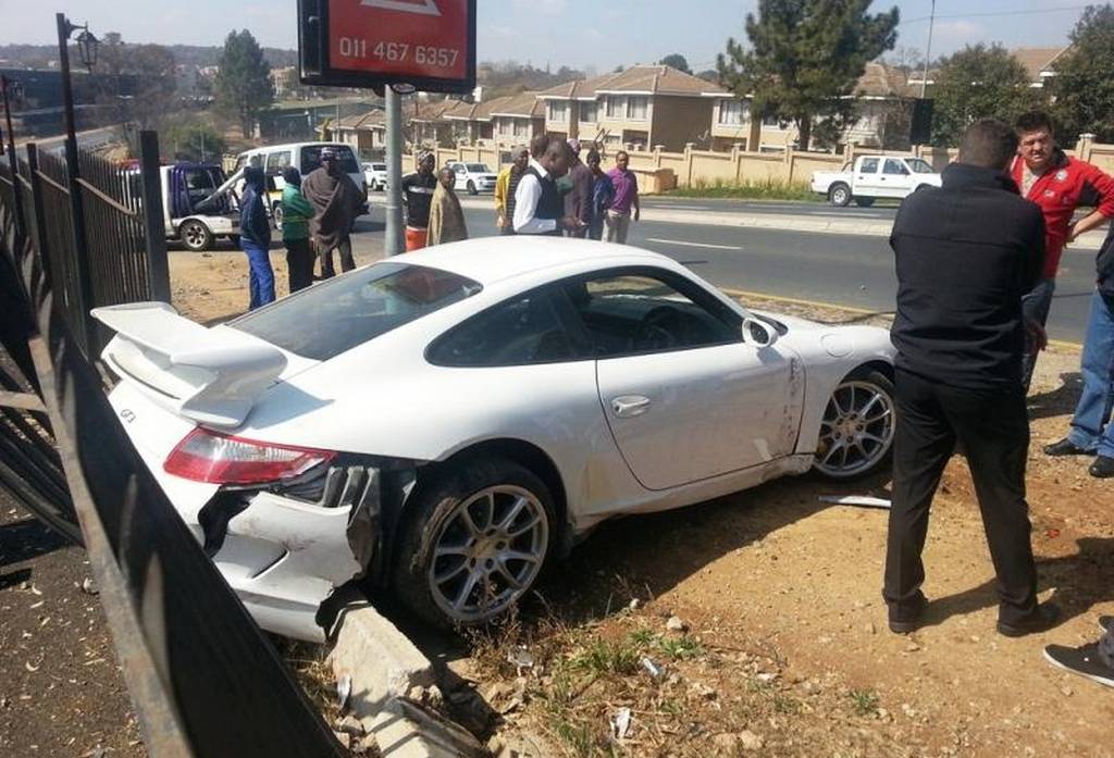 Car Crash Porsche 911 Gt3 Wrecked On Test Drive In