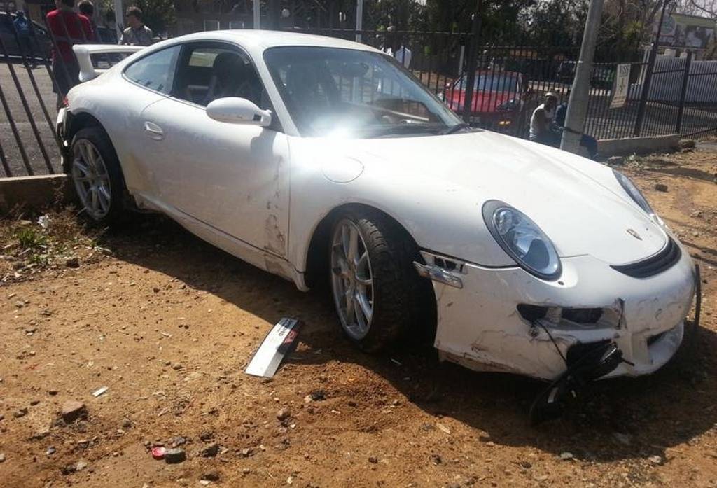 Car Crash Porsche 911 Gt3 Wrecked On Test Drive In