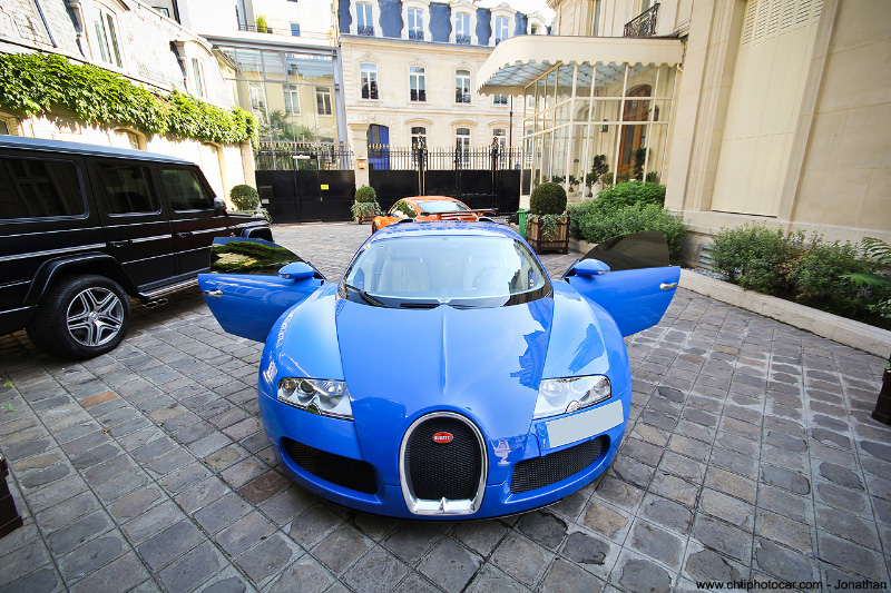 Bugatti signature blue