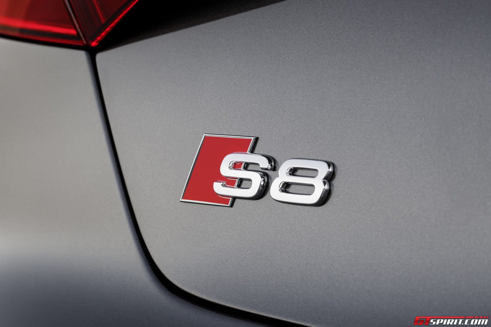 Запчасти audi s8