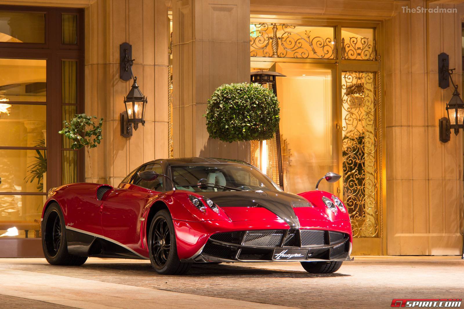 Pagani Huayra трансформеры