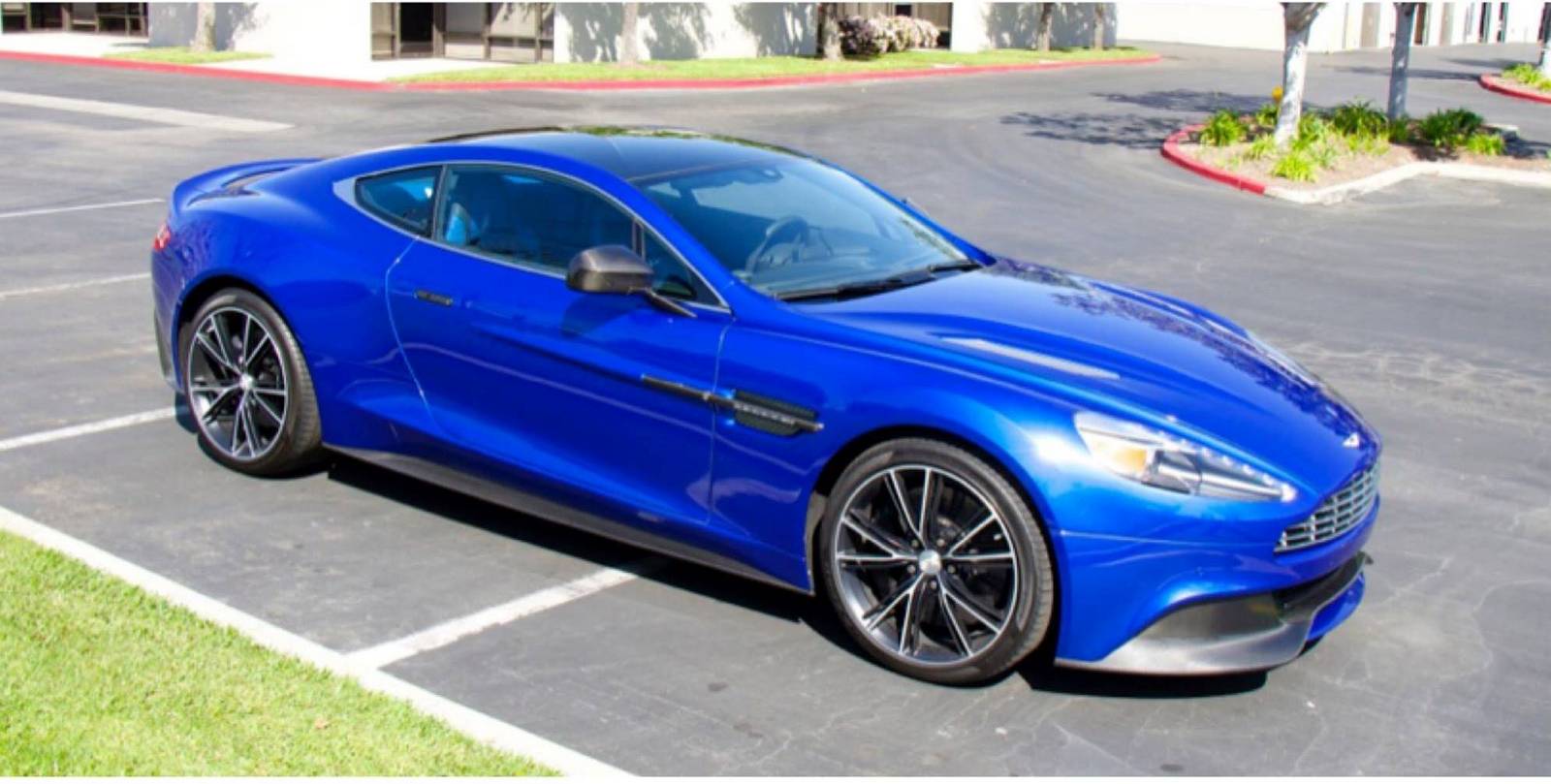 Union Jack Wrapped Aston Martin Vanquish - GTspirit