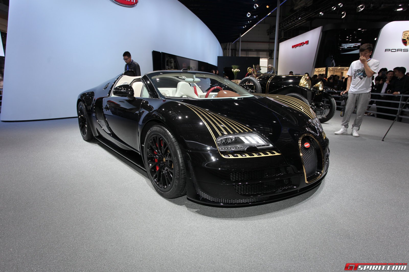 Bugatti Veyron Grand Sport Vitesse Legend Black Bess