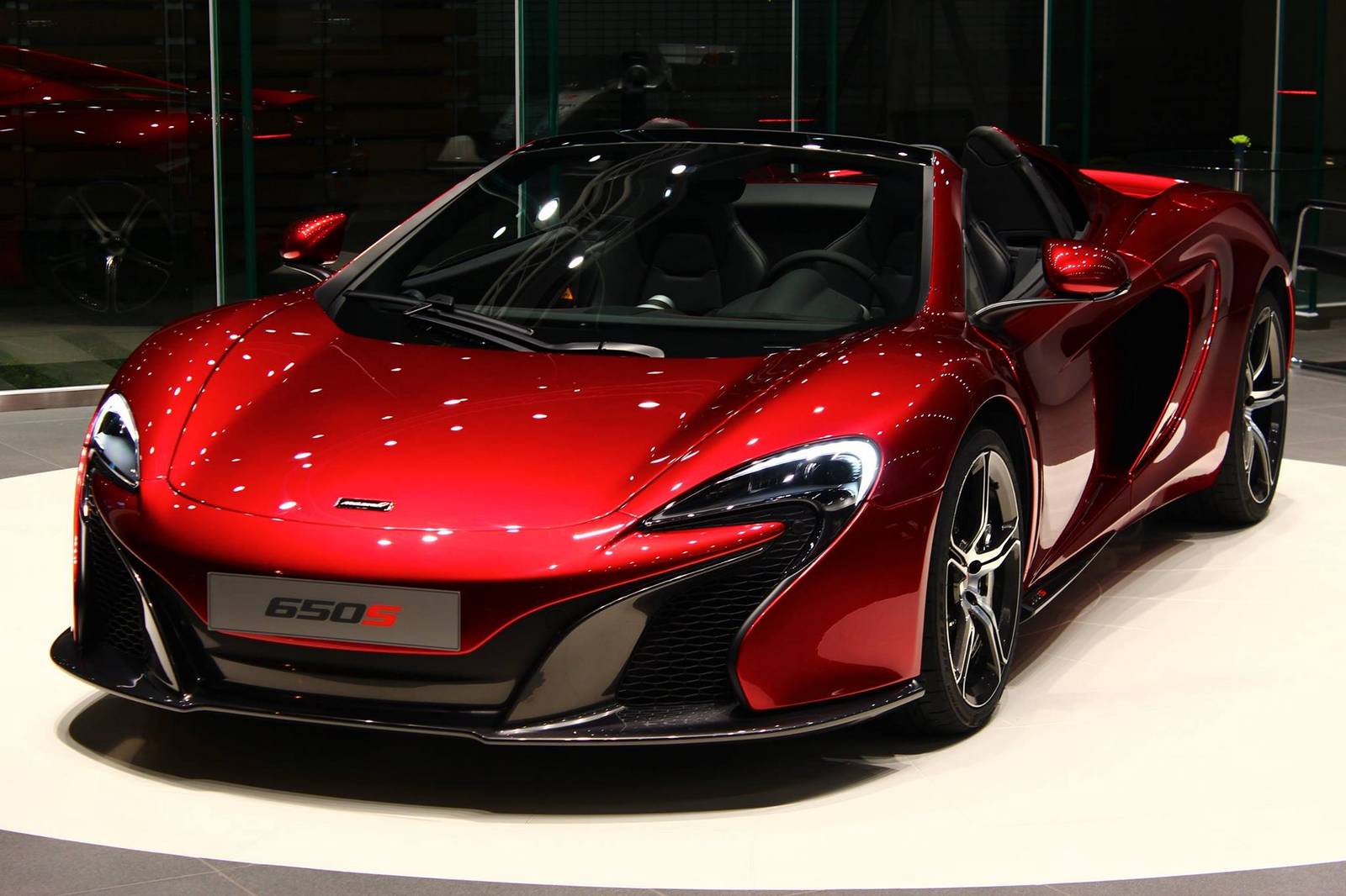 Volcano Red McLaren 650S Spider at McLaren Taiwan - GTspirit