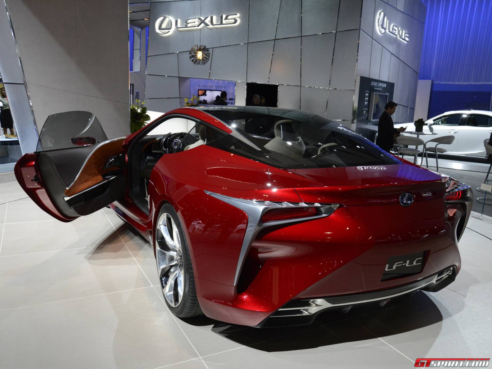 Lexus lc 600