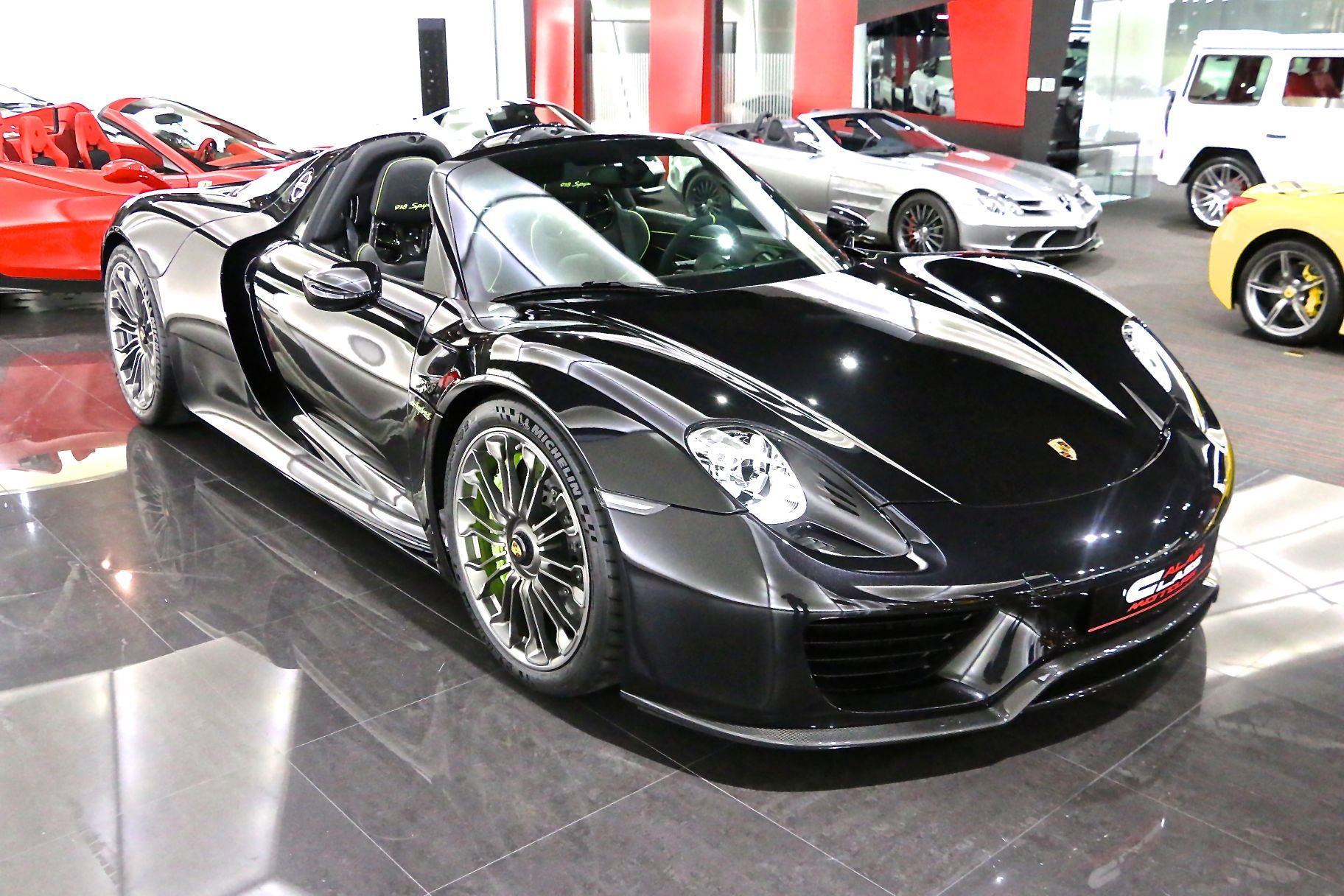 918 porsche black