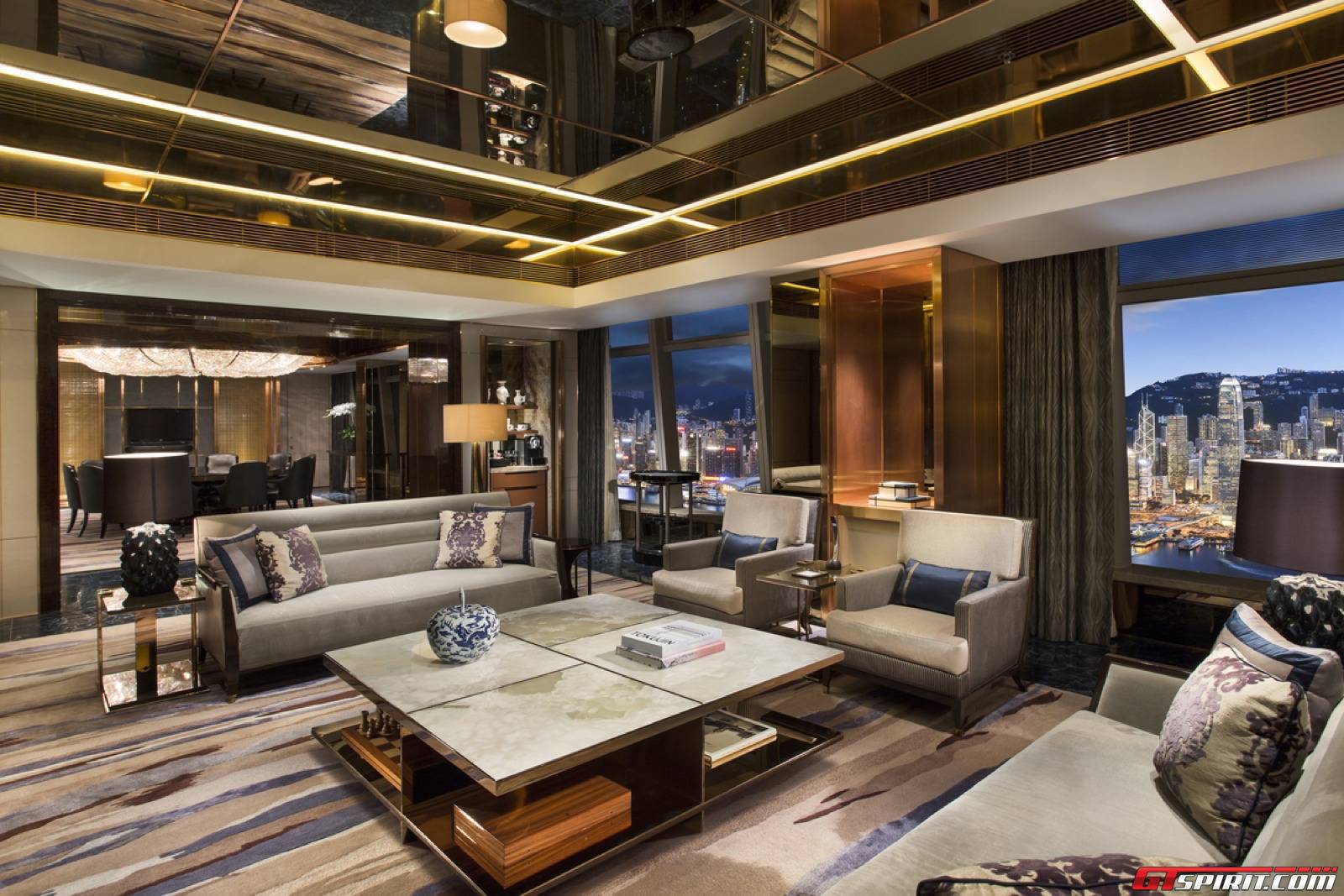 The Presidential Suite of the Ritz-Carlton Hotel Hong Kong