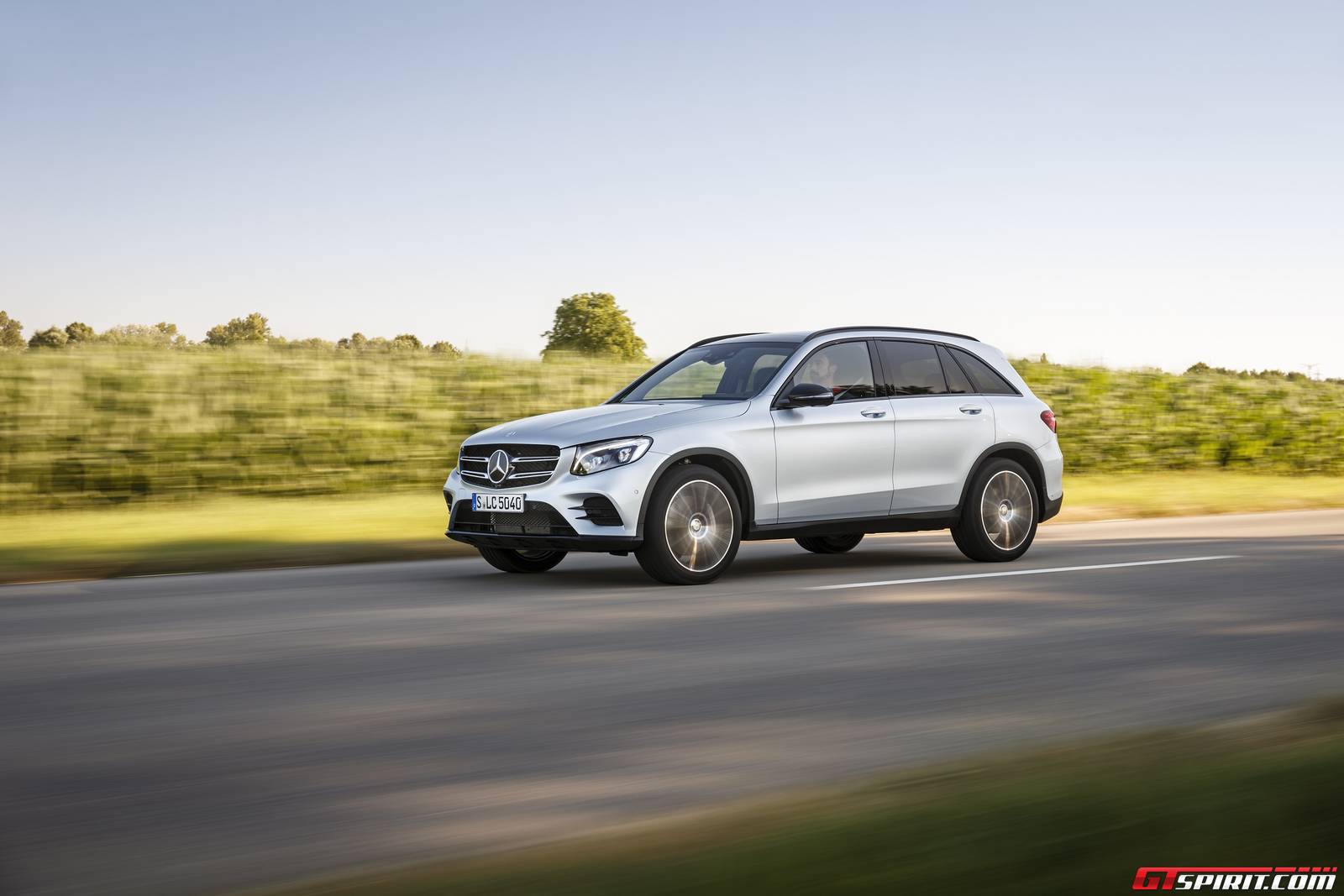 2016 Mercedes-Benz GLC Review - GTspirit