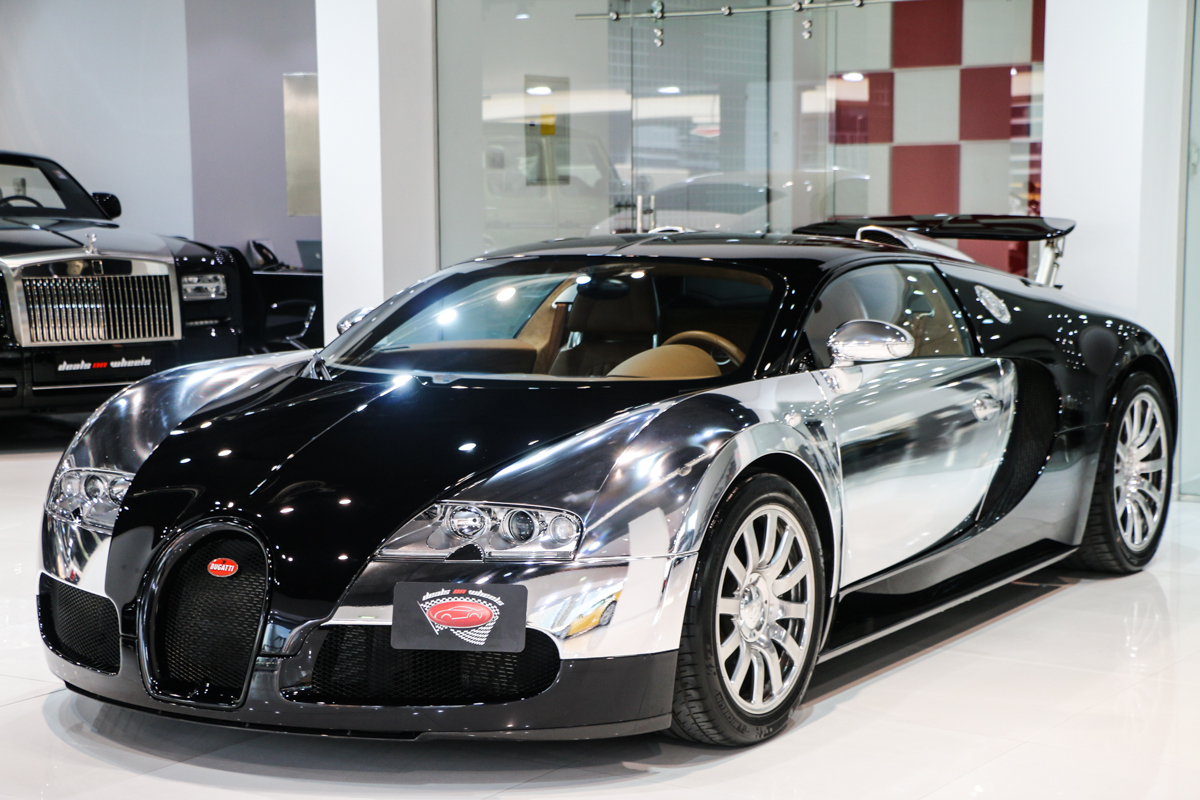 Stunning Chrome and Black Bugatti Veyron For Sale - GTspirit