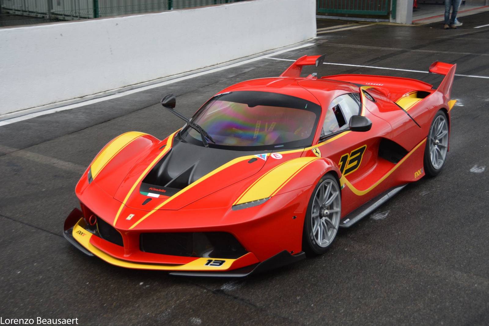 Феррари FXX K спереди