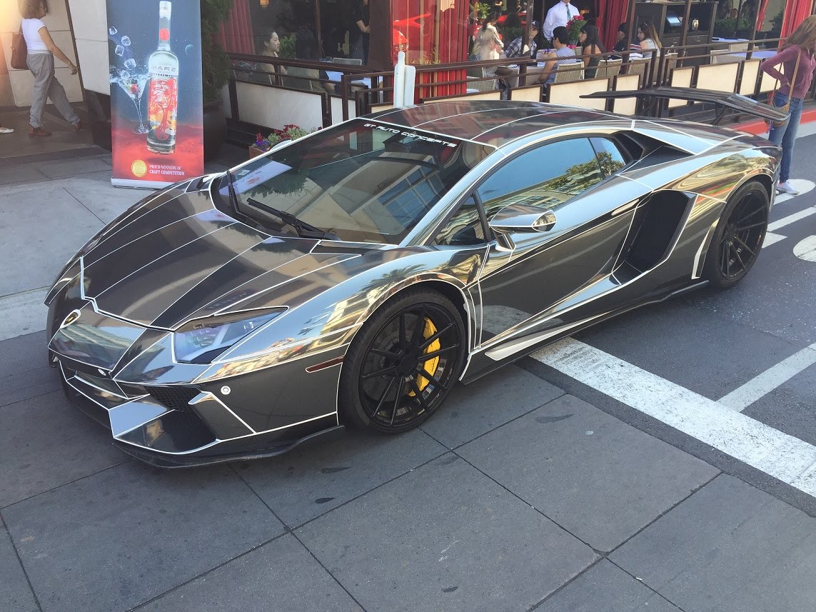 Chrome 'Tron' Aventador Filmed in the U.S GTspirit