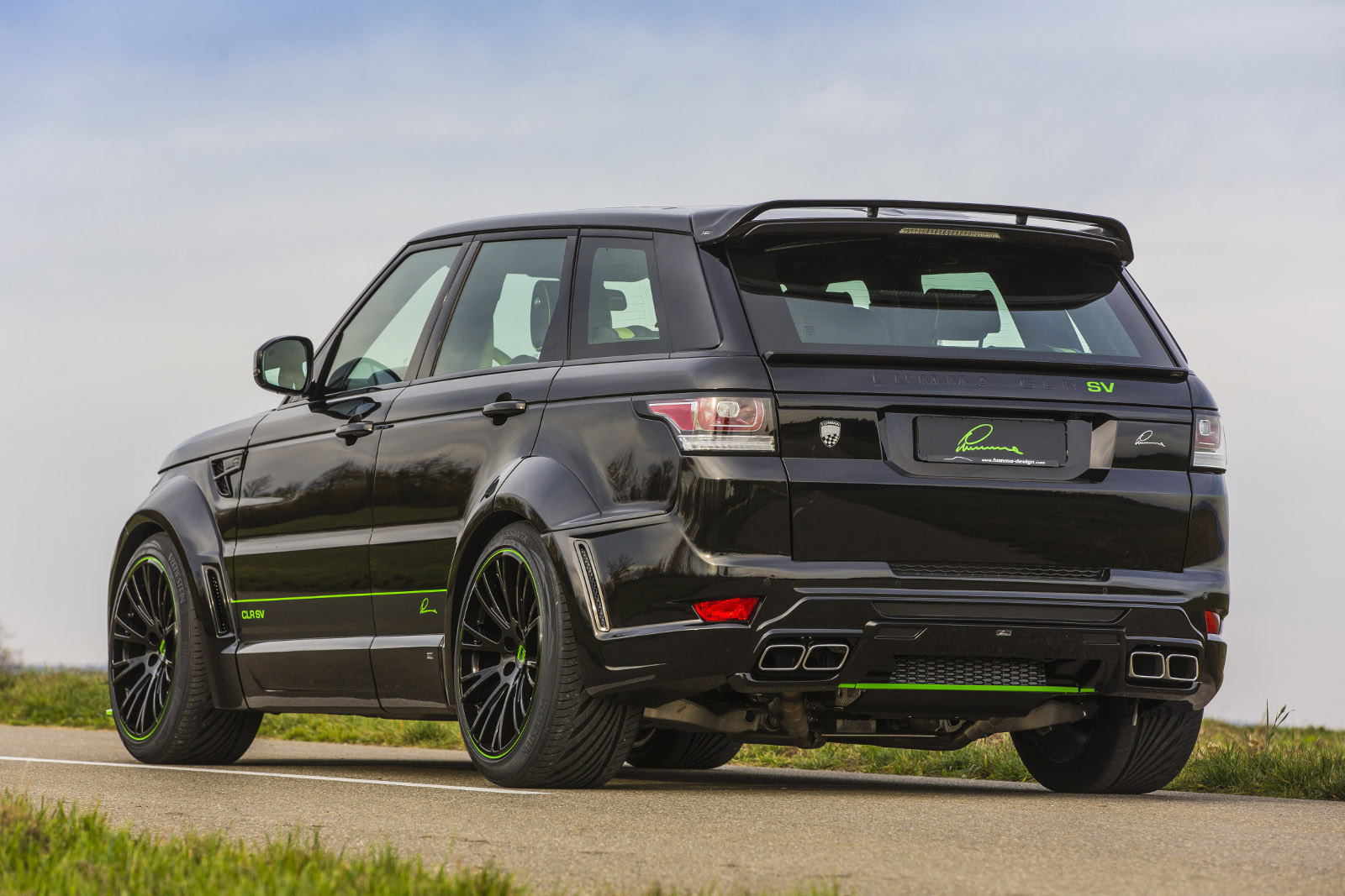 Official Lumma Design Range Rover Sport SVR GTspirit