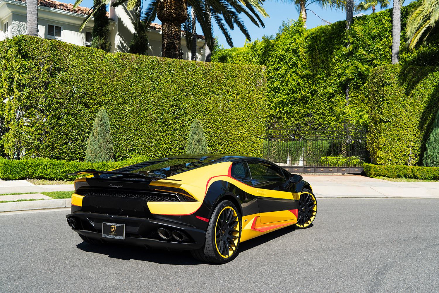 Wildly Wrapped Lamborghini Huracan with Forgiato Wheels ...