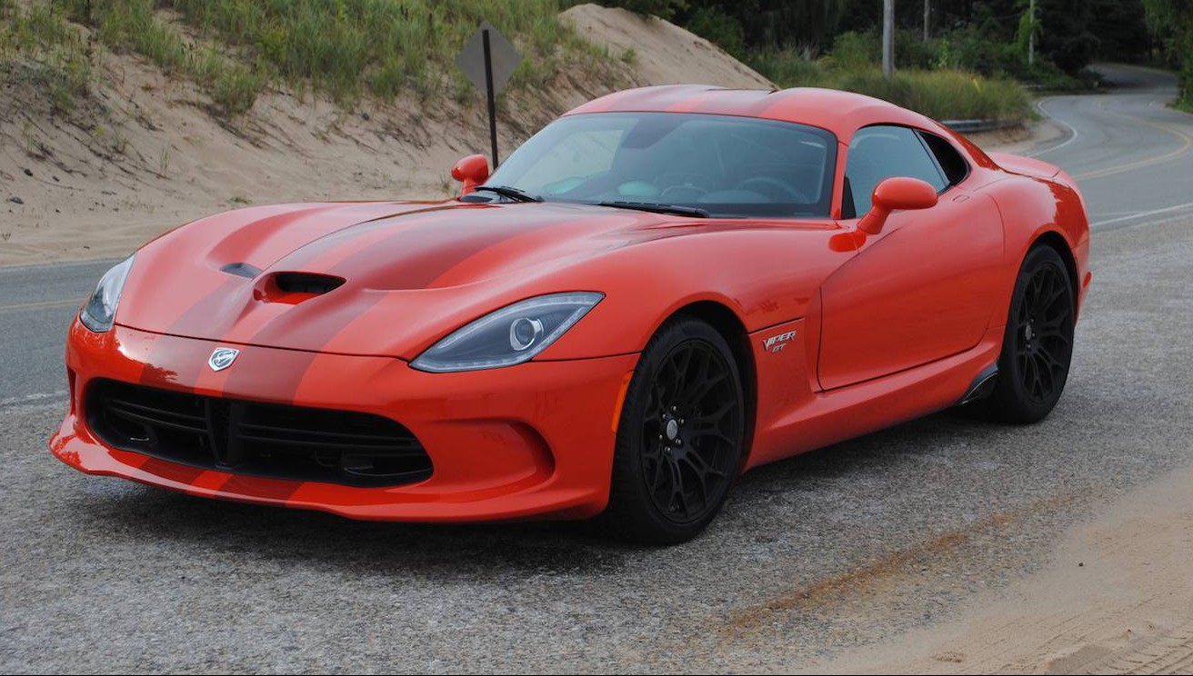 2017 Dodge Viper GTC Review GTspirit