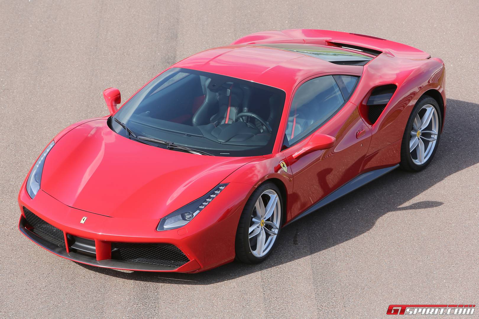 Ferrari 488 GTB 4