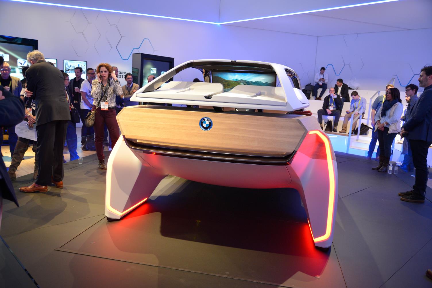 CES 2017: BMW i Inside Future - GTspirit