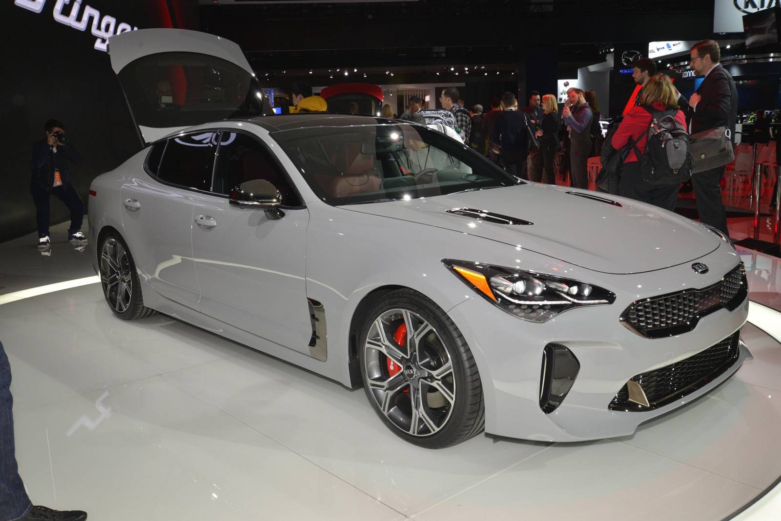 Kia-Stinger-GT-4.jpg