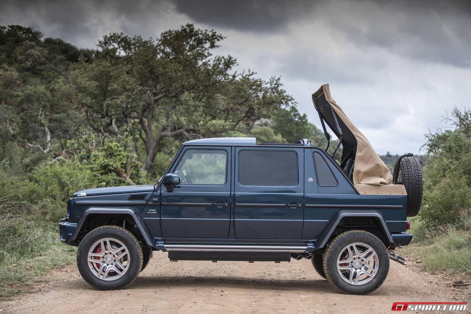 First Impression: Mercedes-Maybach G650 Landaulet - GTspirit