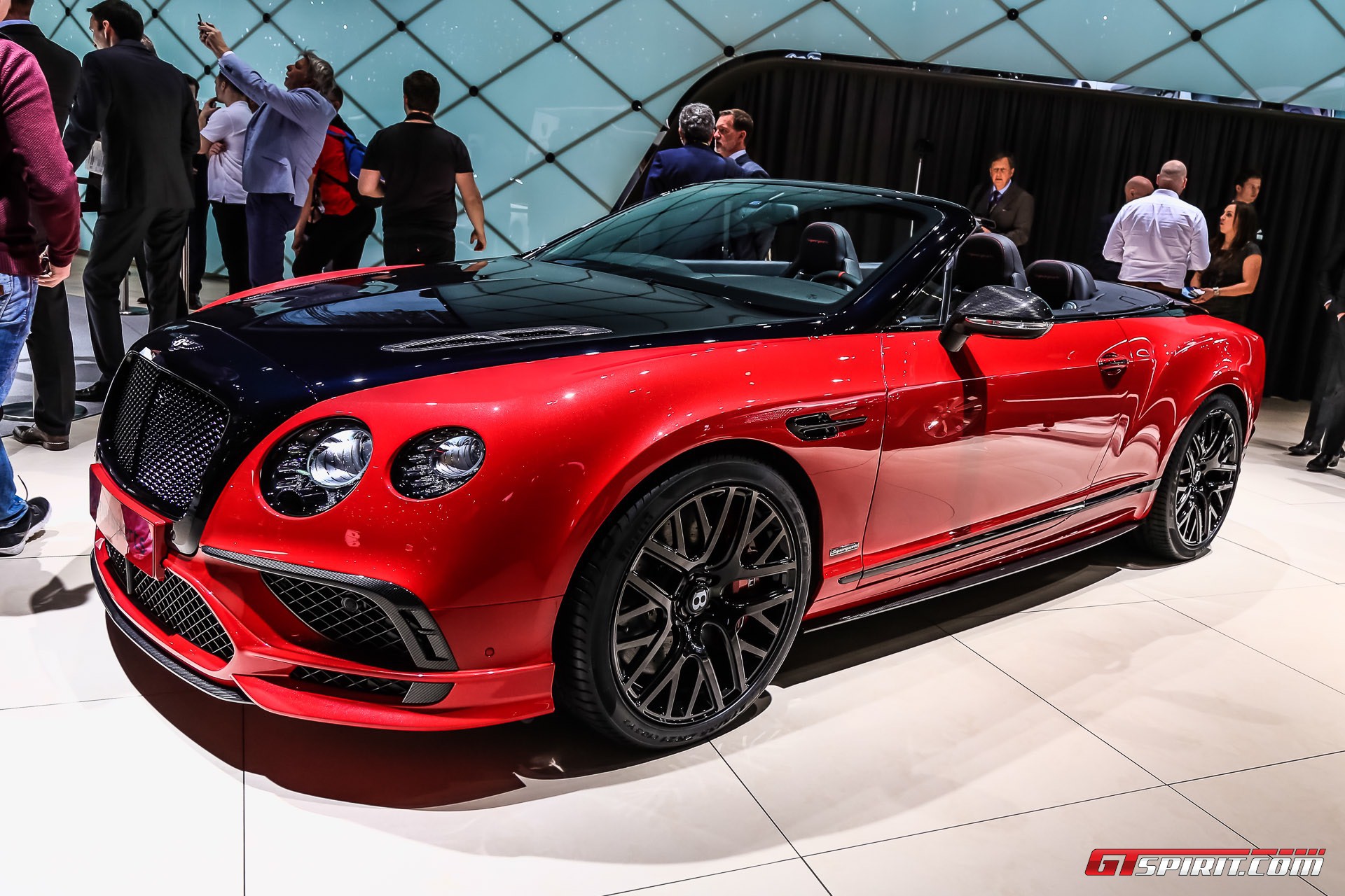 Geneva 2017: Bentley Continental Supersports Coupe  Convertible  GTspirit