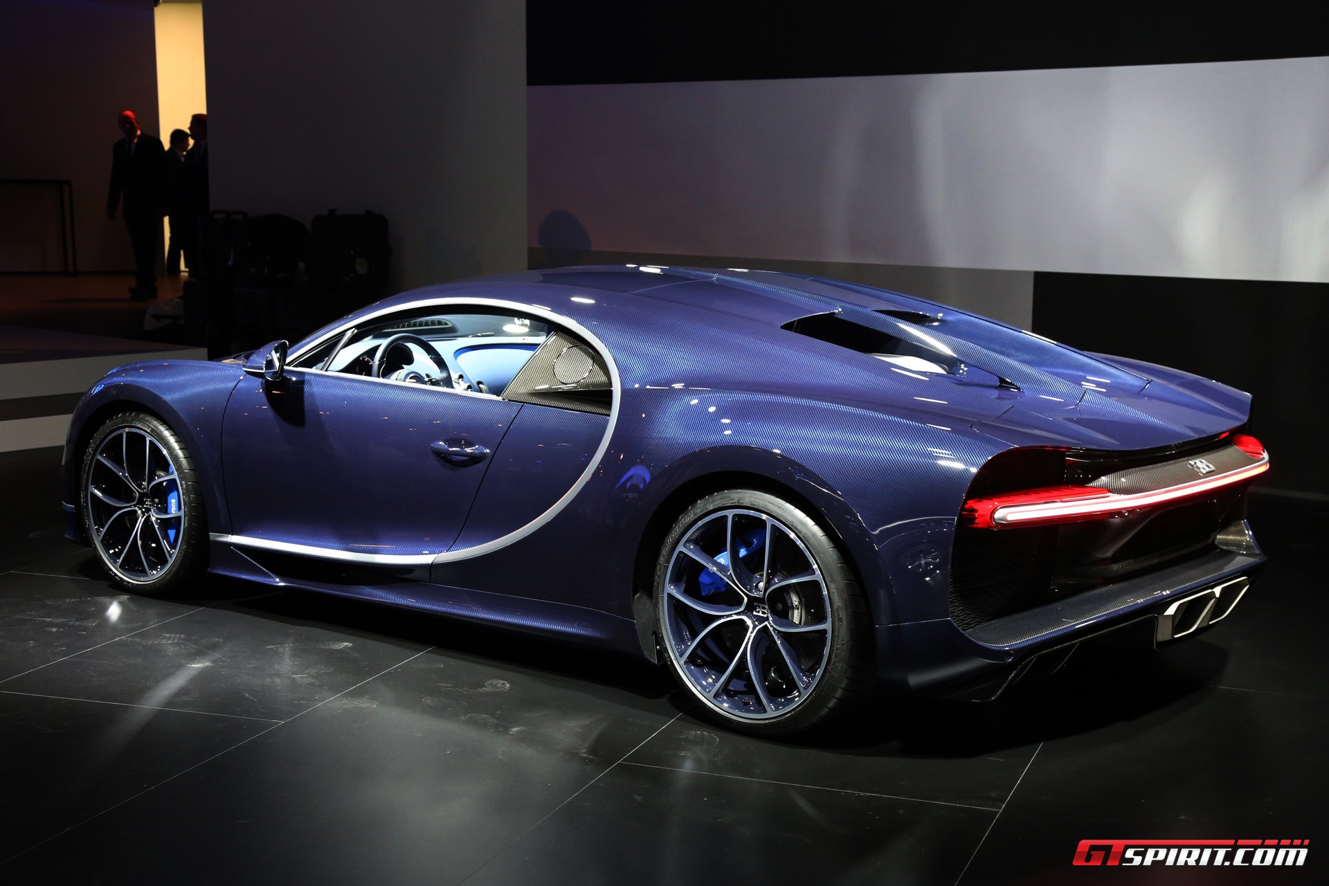 Geneva 2017: Bleu Royal Bugatti Chiron  GTspirit