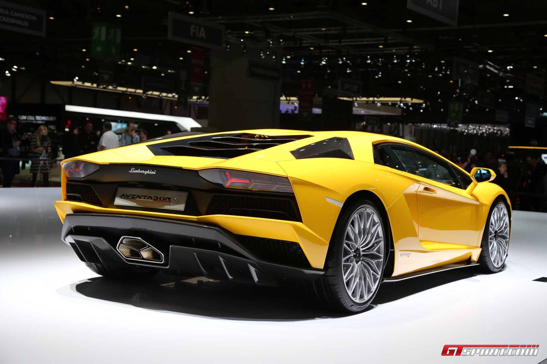 Geneva 2017: Lamborghini Aventador S  GTspirit