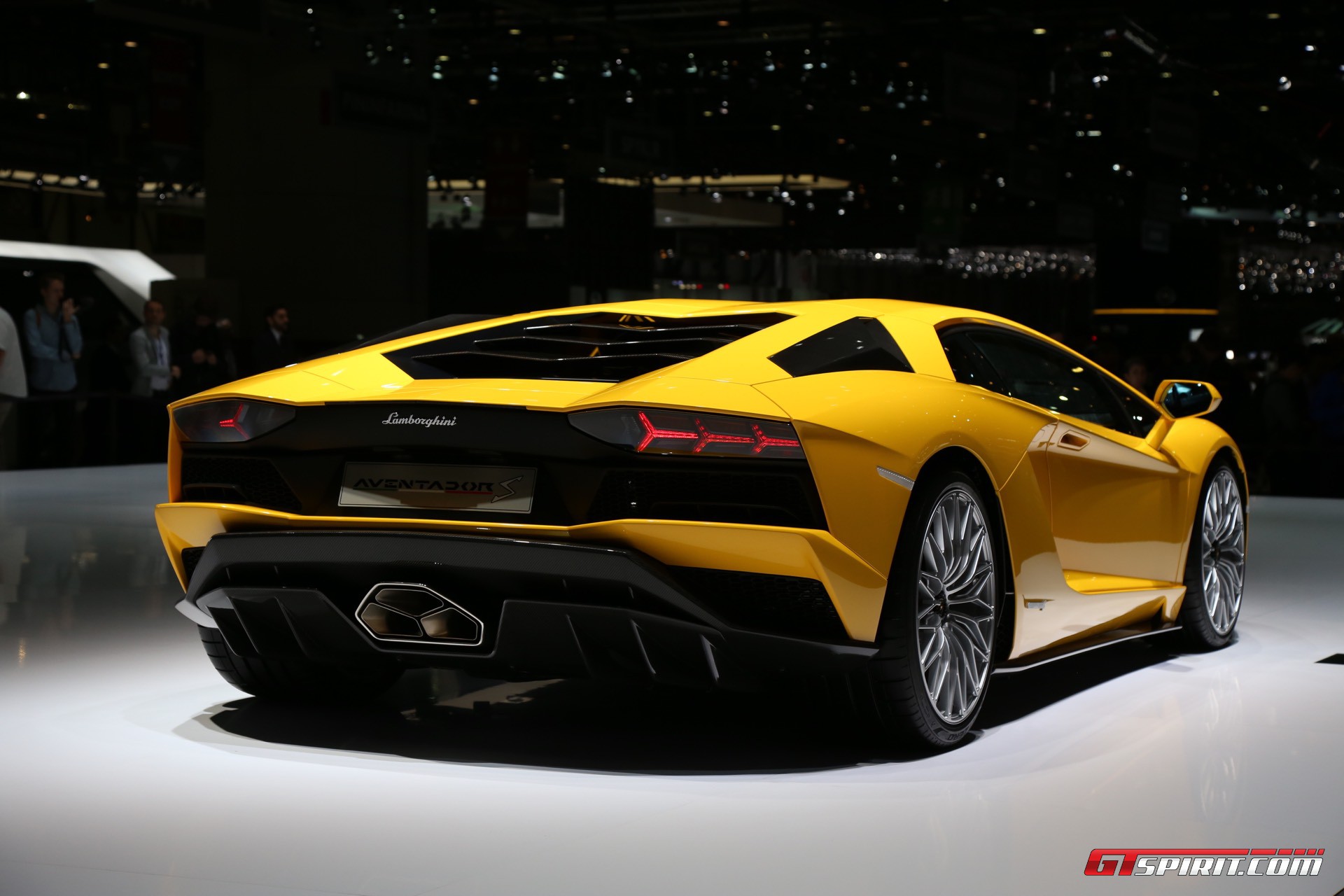 Lamborghini Aventador S 2017