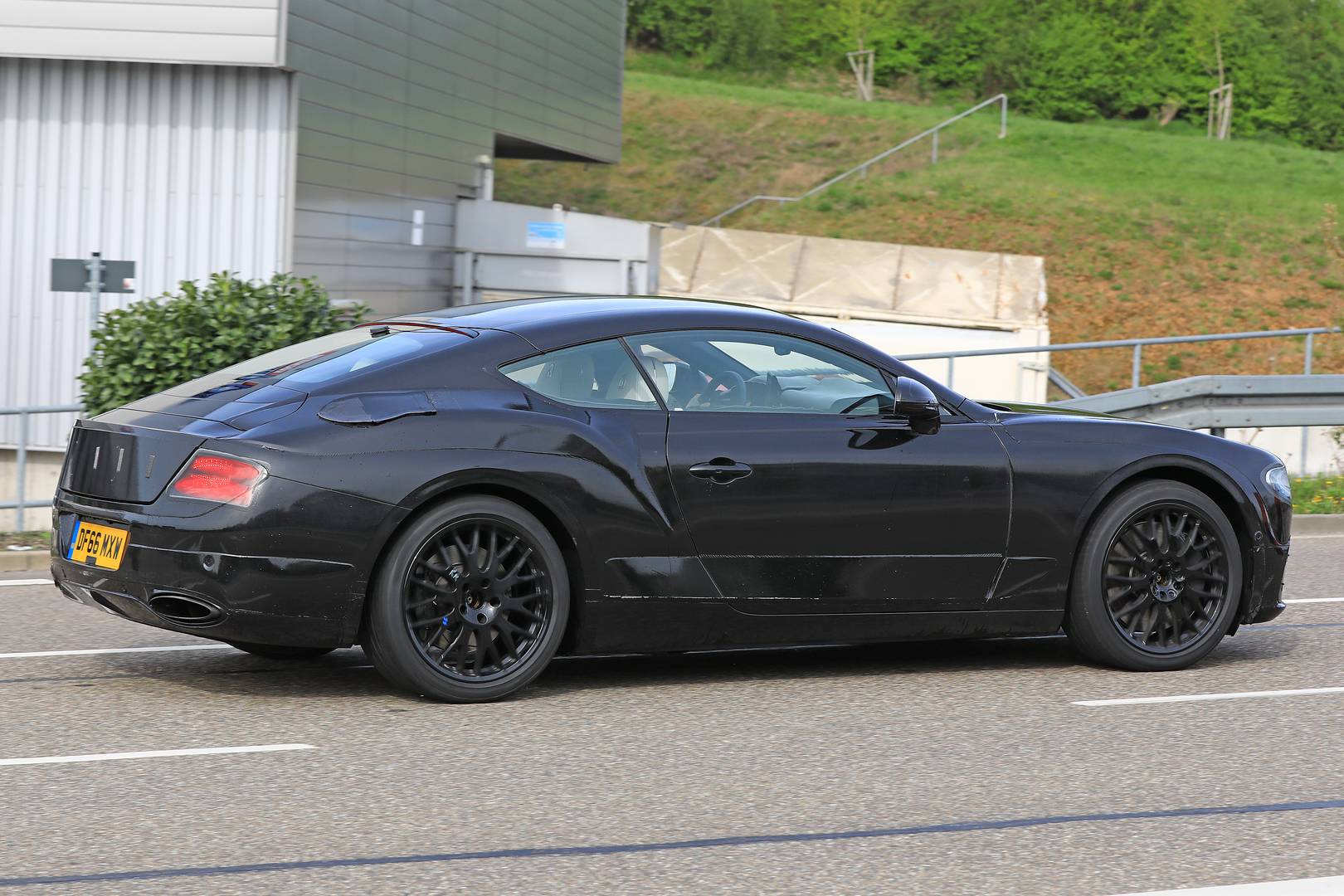 Next Gen Bentley Continental GT Latest Spyshots, Less Camo  GTspirit