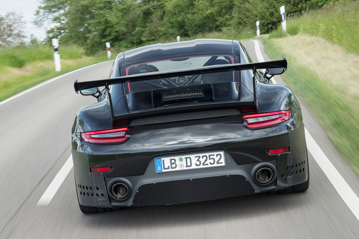 Video: 2018 Porsche 911 GT2 RS Launch Control and Sound ...