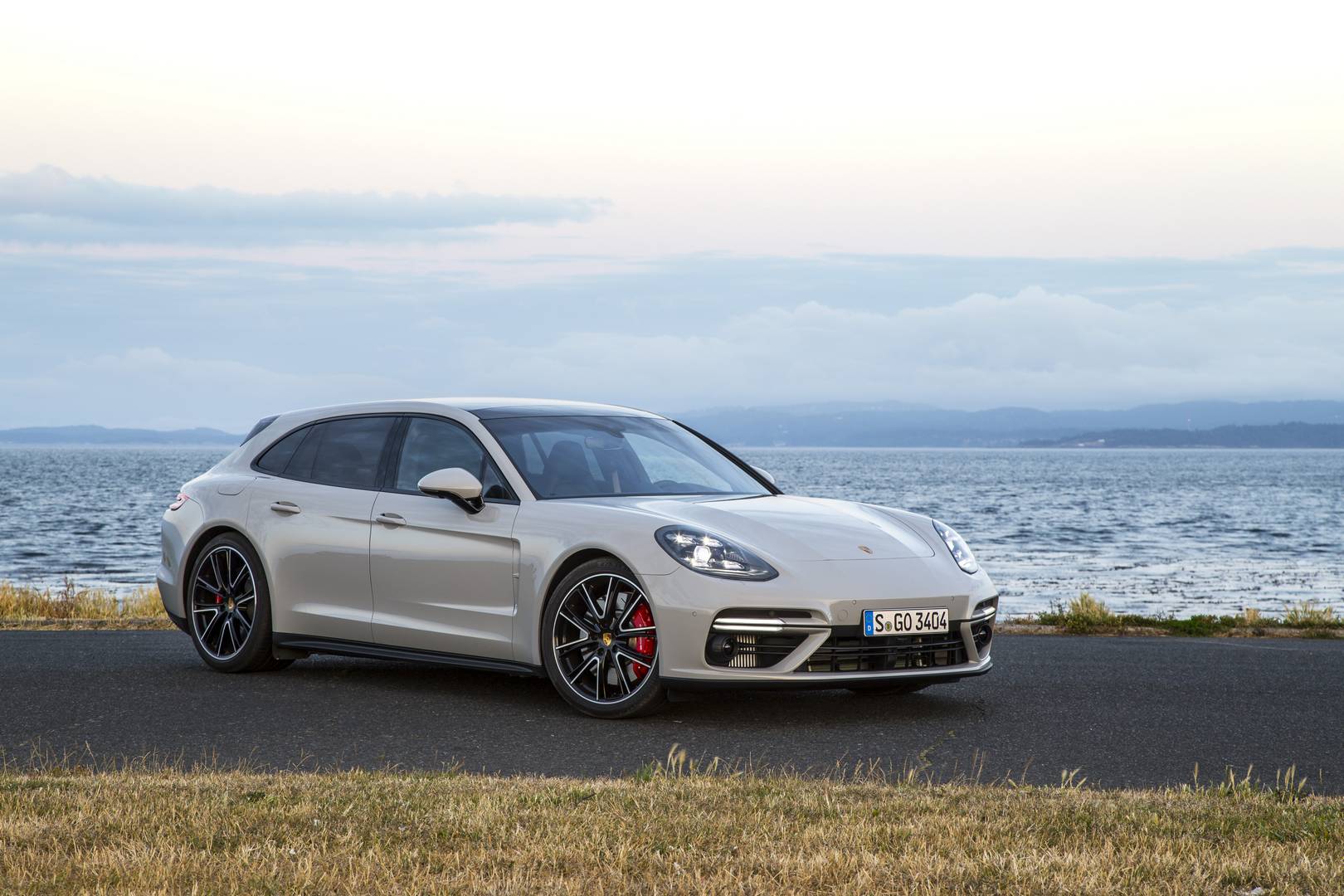 Porsche Panamera Turbo Sport Turismo Review GTspirit